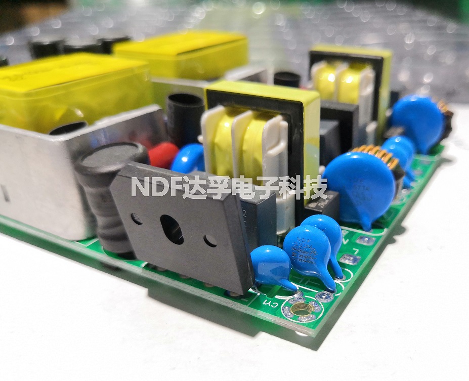 如何判斷高壓瓷片電容器的好壞？